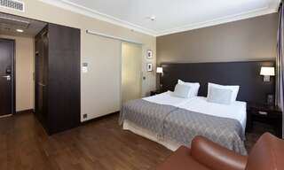 Отель Holiday Club Saimaa Иматра Улучшенный номер с кроватью размера «king-size» – Без доступа в спа-центр-1